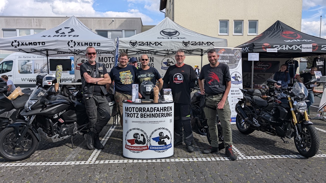 Gemeinsam stark auf zwei Rädern: 1.450 Euro für die Einarmhelden & Einbeinhelden e.V. beim Sommerfest von TwoWheelsHessen